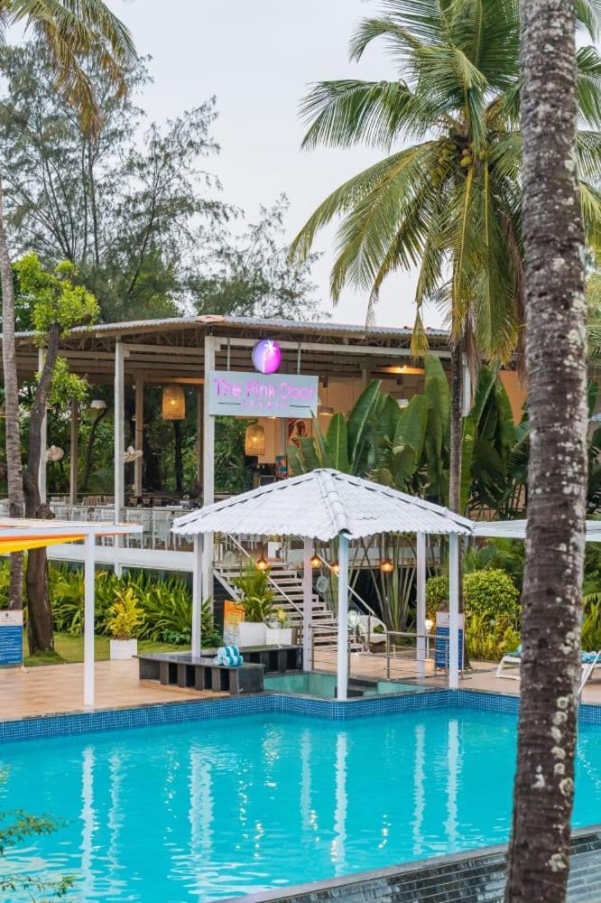 Foxoso La Beach Resort & Spa Old Goa Exterior photo
